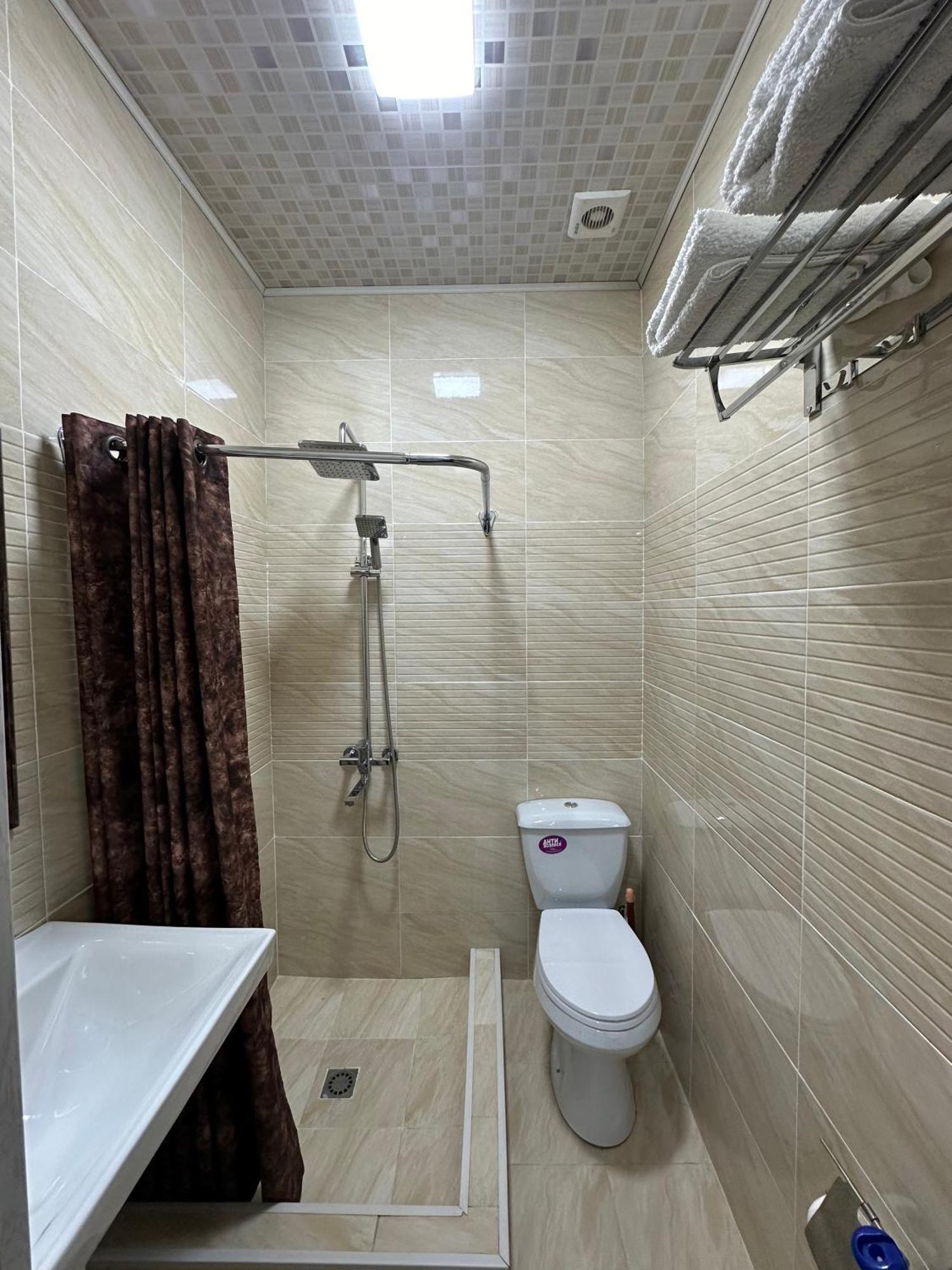 Hello Dushanbe Hostel Екстер'єр фото