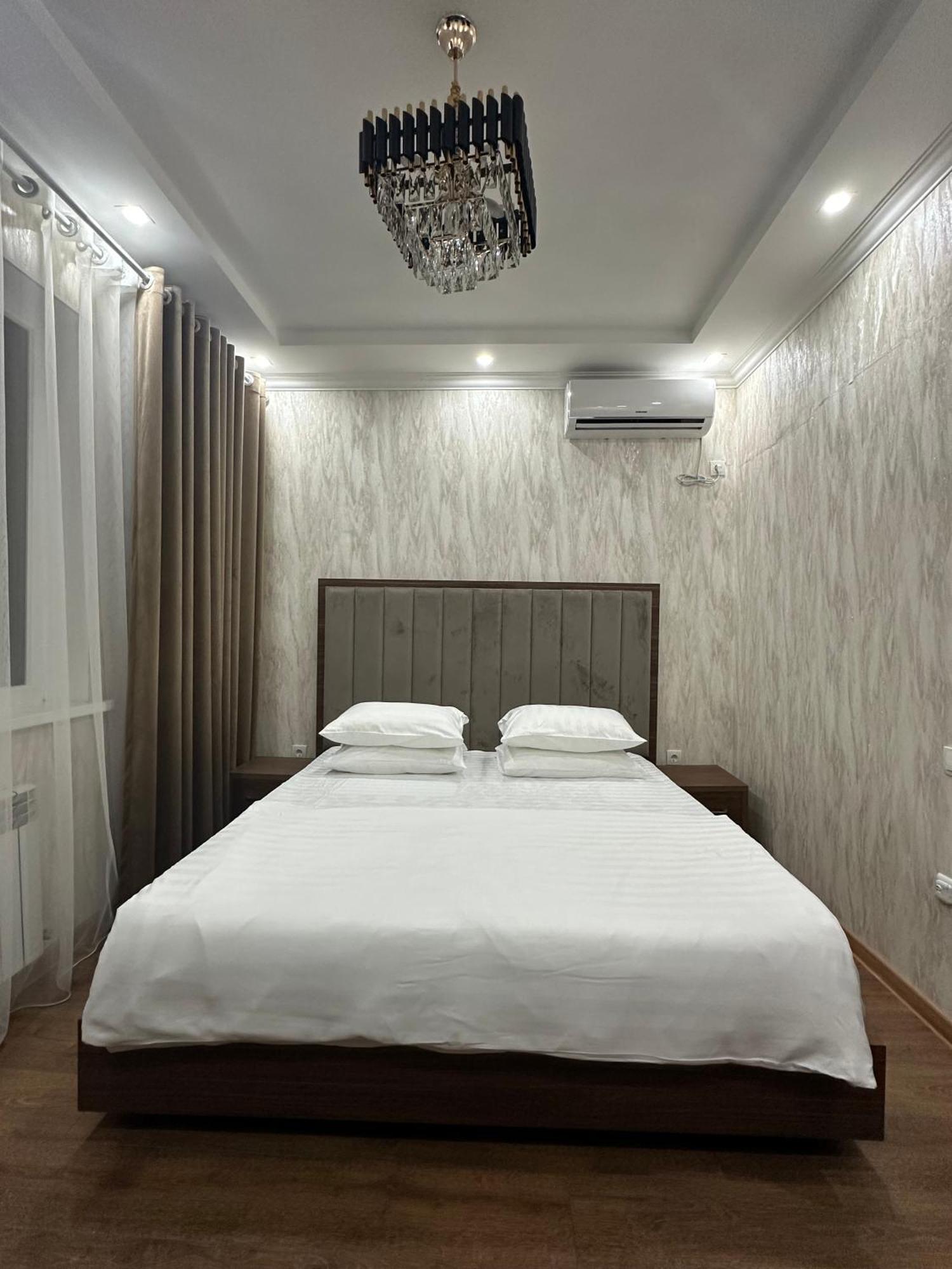 Hello Dushanbe Hostel Екстер'єр фото