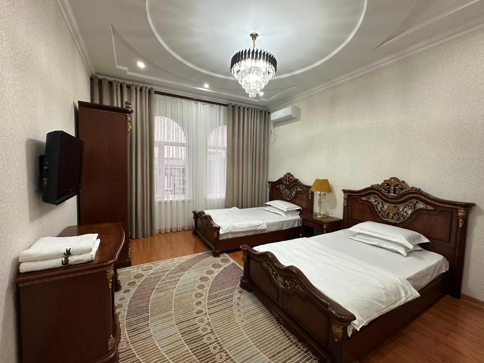 Hello Dushanbe Hostel Екстер'єр фото