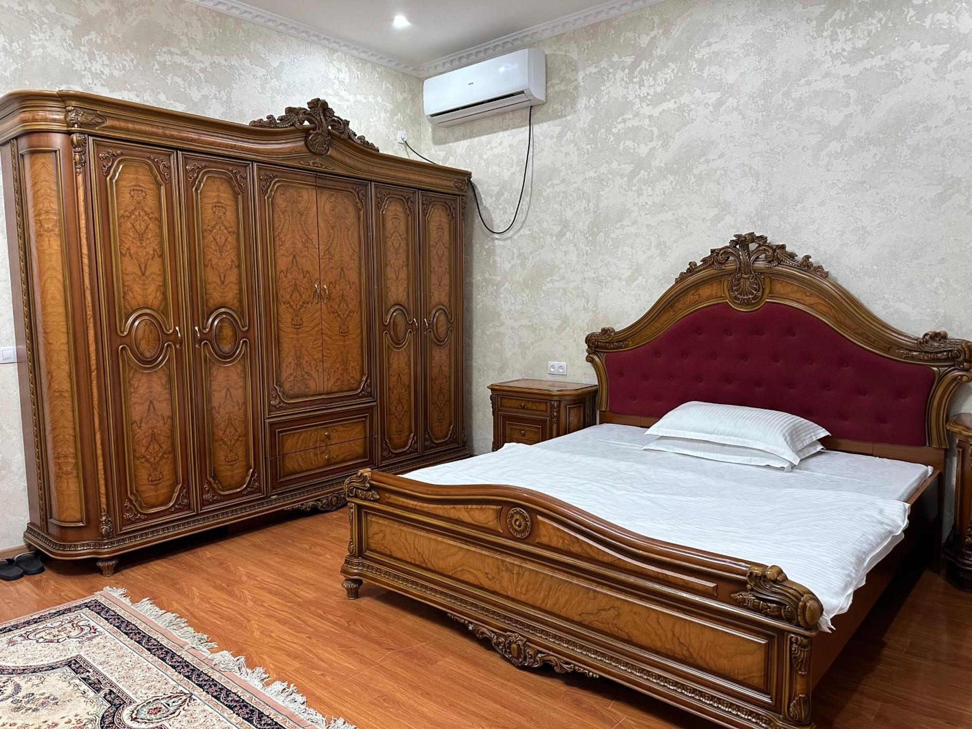 Hello Dushanbe Hostel Екстер'єр фото